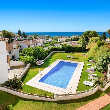 Sea View Apartment In Benalmadena La Capellania Bagian luar foto
