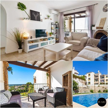 Sea View Apartment In Benalmadena La Capellania Bagian luar foto