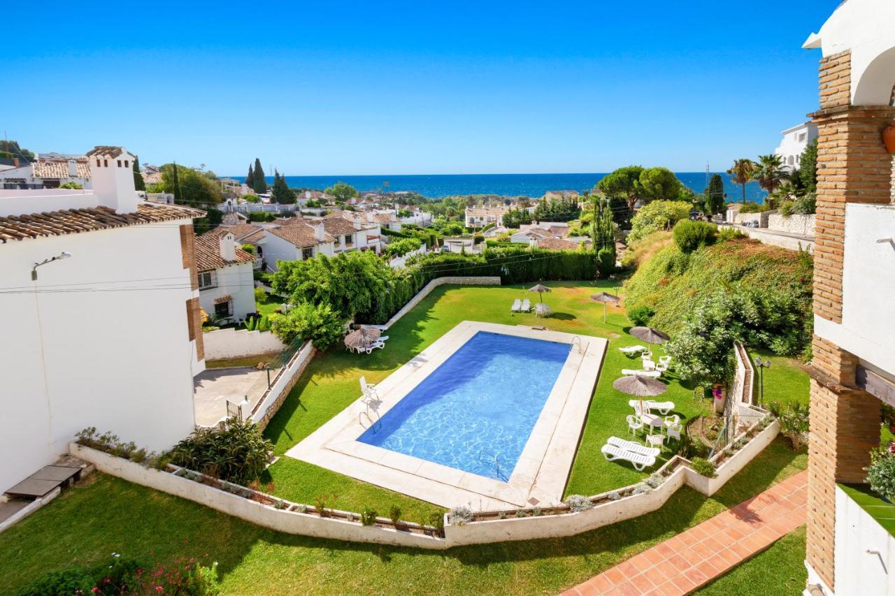 Sea View Apartment In Benalmadena La Capellania Bagian luar foto